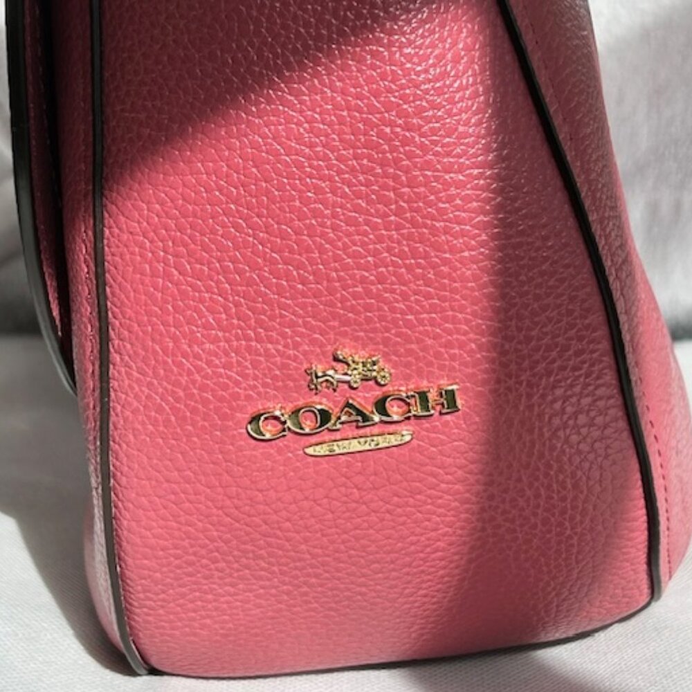 NWT Coach Turnlock Hobo | LI Rouge Red 24771 | Boutique - PRICE FIRM - Picture 4 of 9